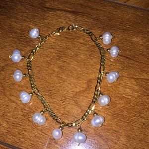 Gold chain with dangling cultured pearls bracelet